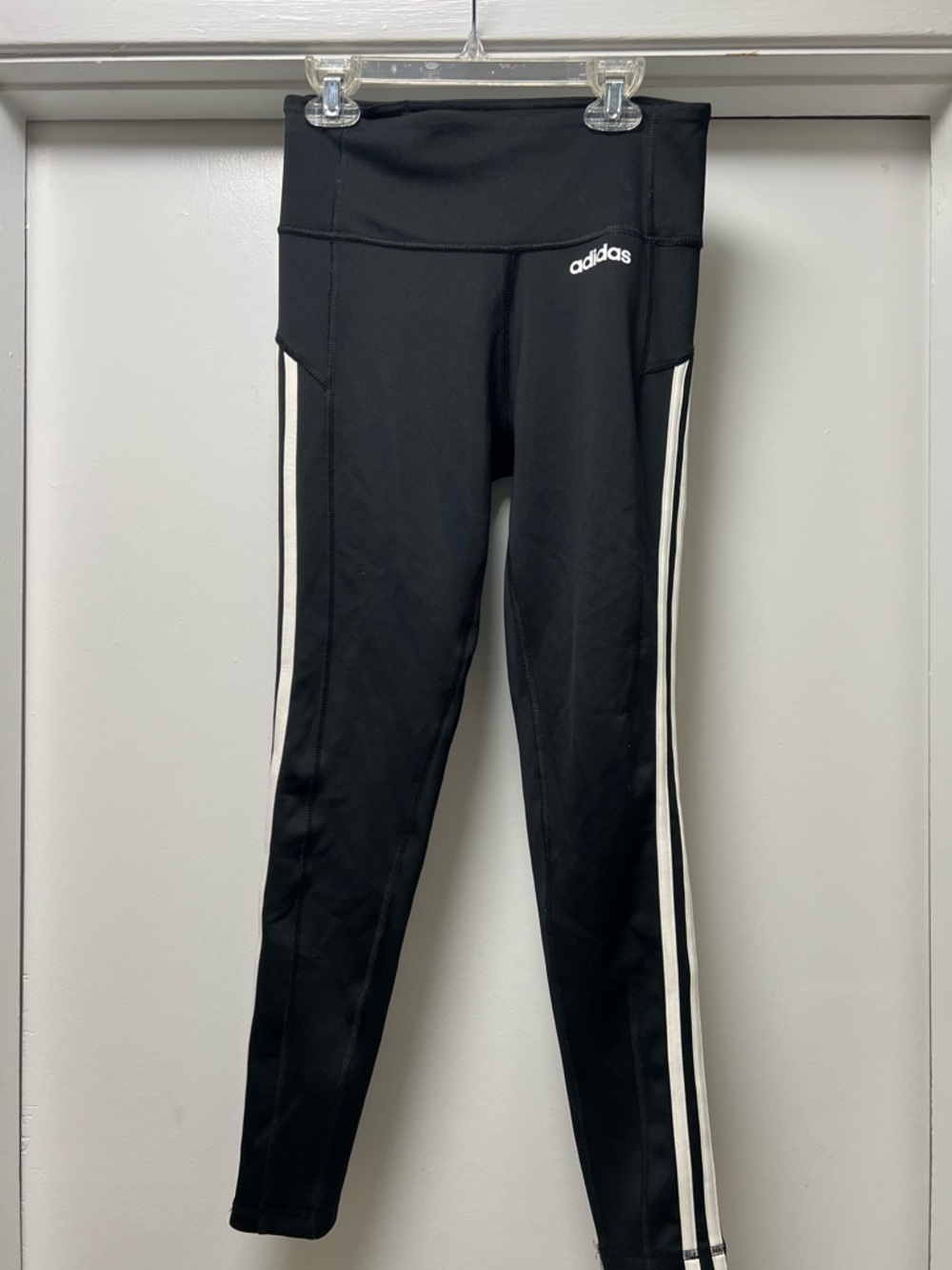 Black 7/8 adidas Leggings